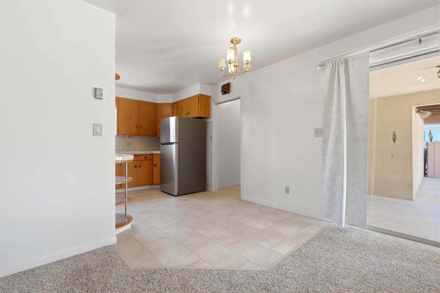 293 West Ponderosa Avenue Reedley, CA 93654 - Photo 17 of 43