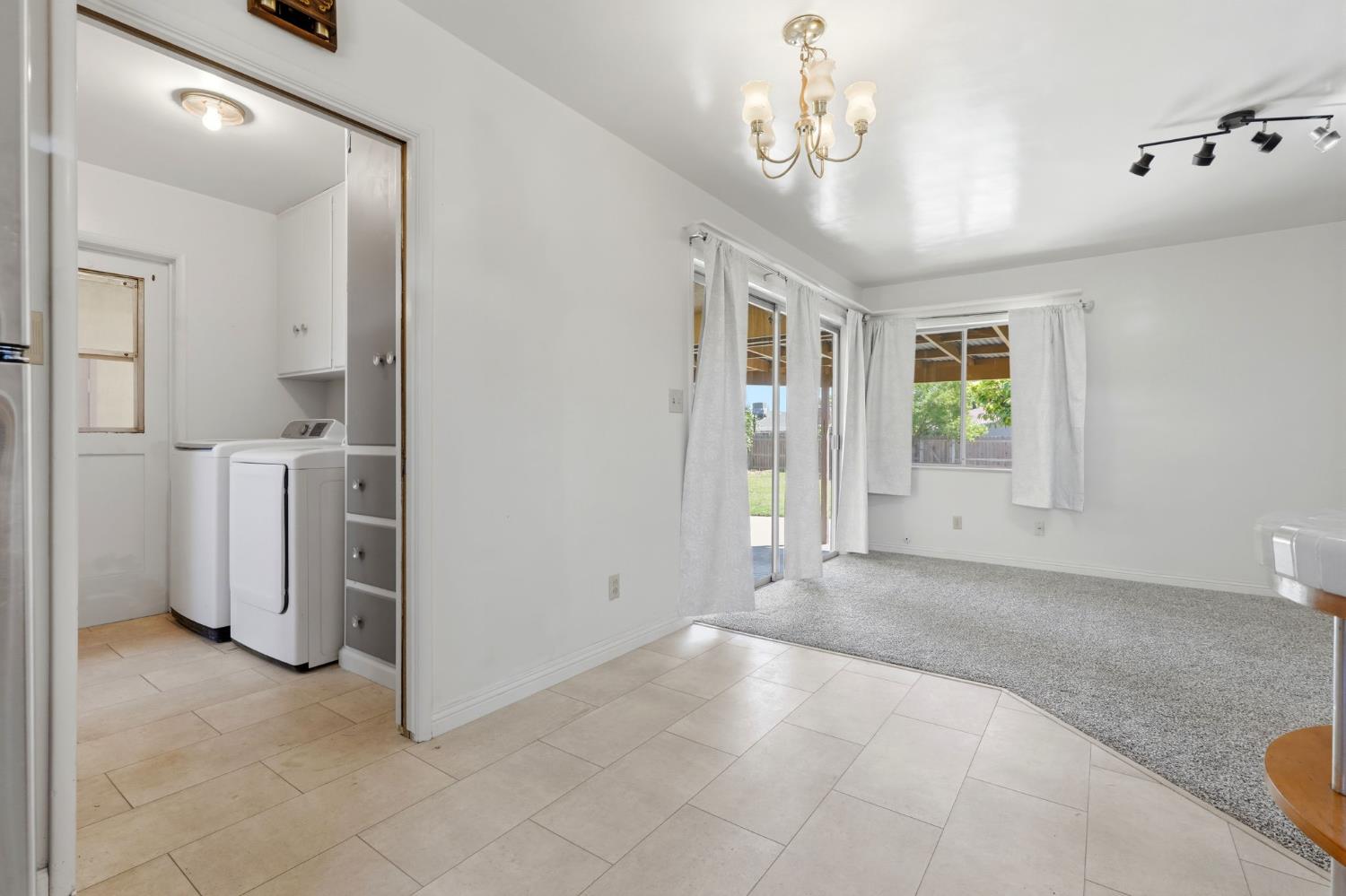 293 West Ponderosa Avenue Reedley, CA 93654 - Photo 18 of 43