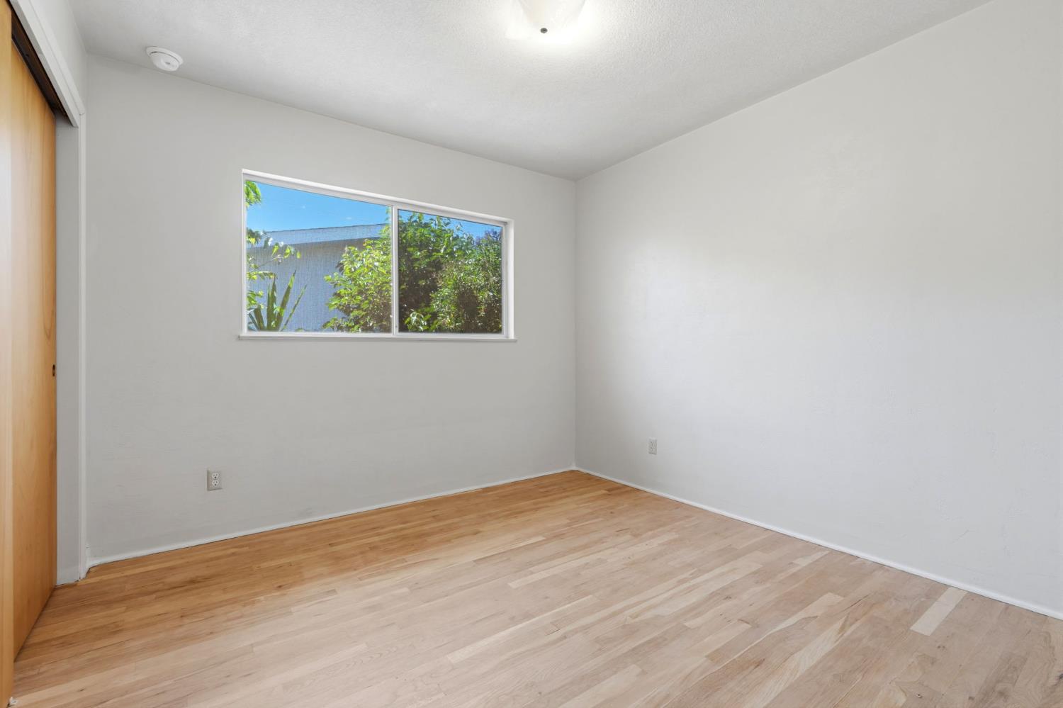 293 West Ponderosa Avenue Reedley, CA 93654 - Photo 20 of 43