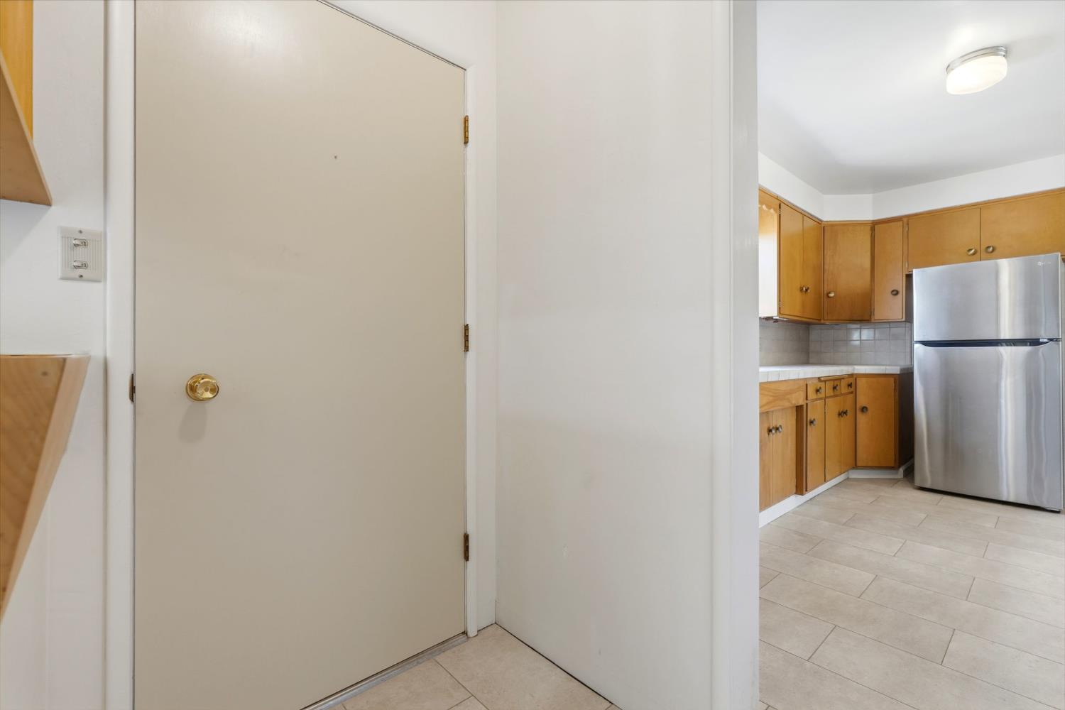 293 West Ponderosa Avenue Reedley, CA 93654 - Photo 21 of 43