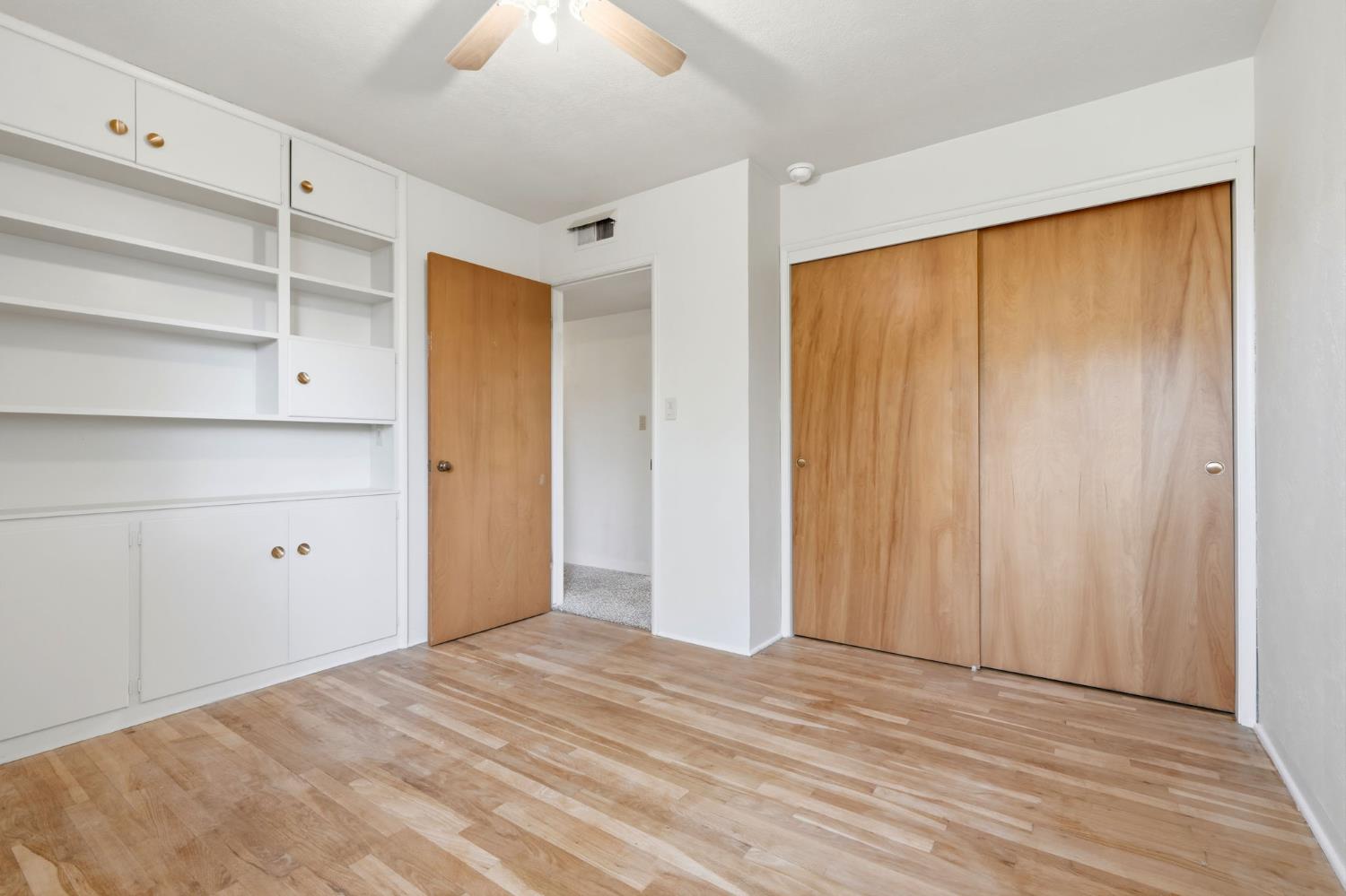 293 West Ponderosa Avenue Reedley, CA 93654 - Photo 27 of 43