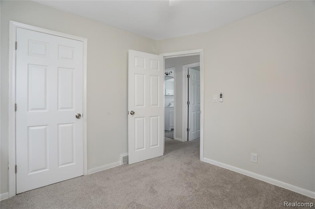 8679 Burt Road Detroit, MI 48228 - Photo 11 of 13