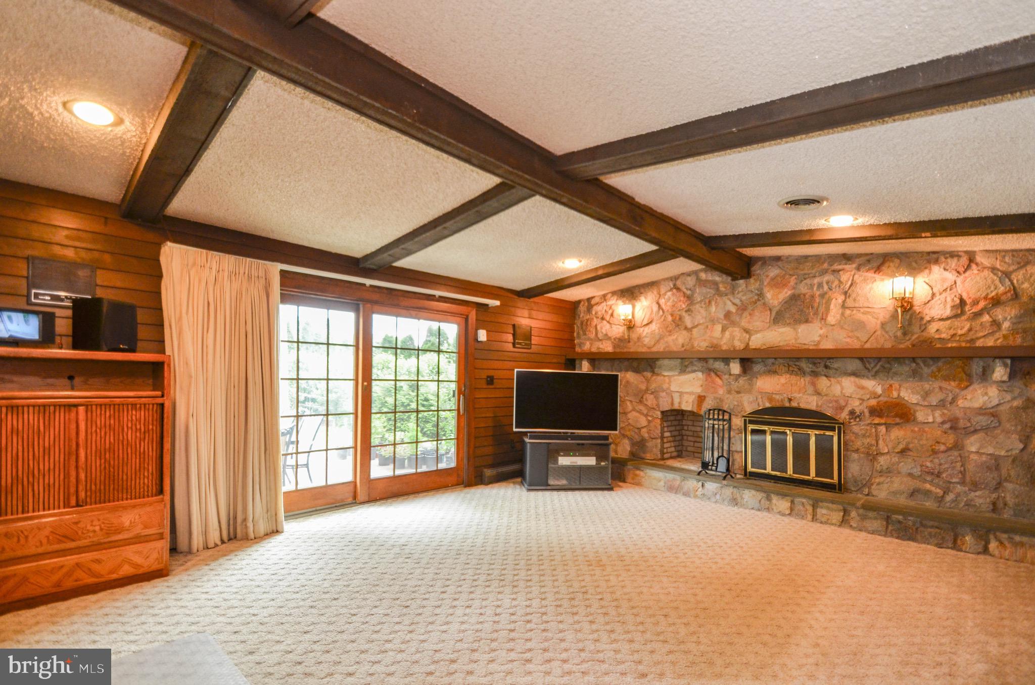 3152 Altonah Road Bethlehem, PA 18017 - Photo 8 of 42 Gallery Image 8