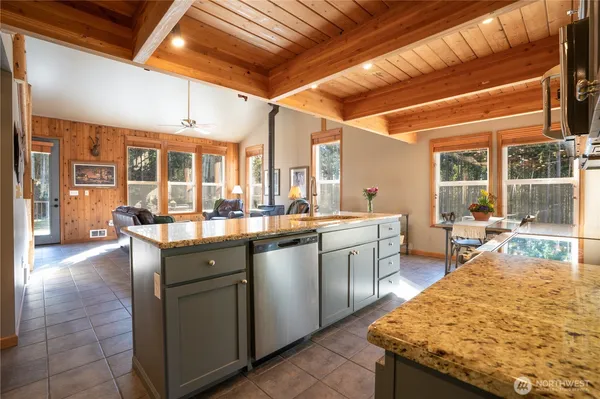 $1,150,000 | 32408 146th Avenue East, Graham, WA 98338