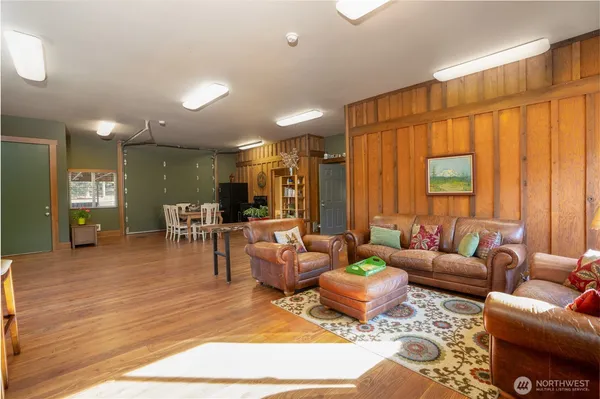 $1,150,000 | 32408 146th Avenue East, Graham, WA 98338