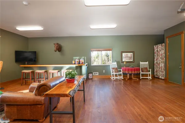 $1,150,000 | 32408 146th Avenue East, Graham, WA 98338