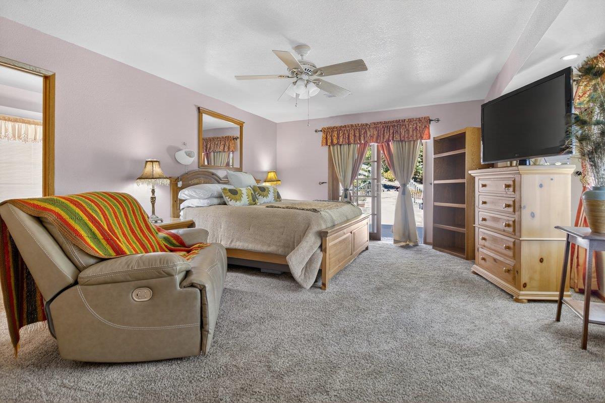 1222 Via Del Sol Road Salinas, CA 93907 - Photo 35 of 45