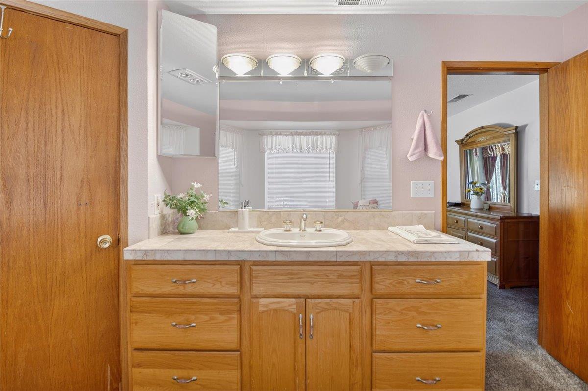 1222 Via Del Sol Road Salinas, CA 93907 - Photo 37 of 45