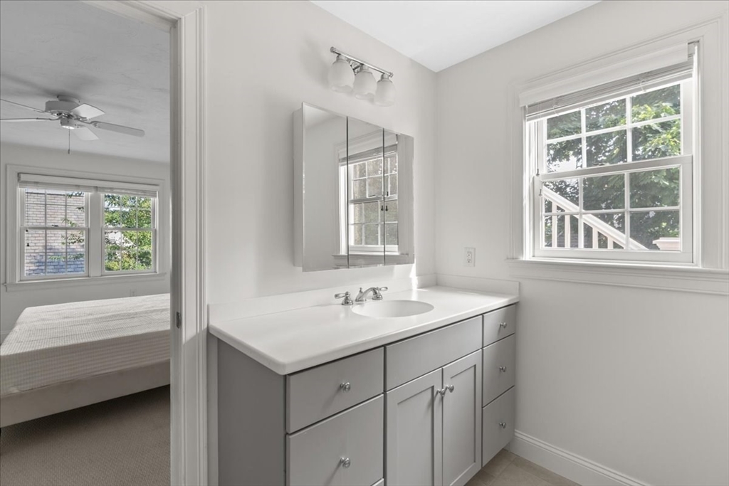 23 Allen Place Scituate, MA 02066 - Photo 8 of 30 Gallery Image 8