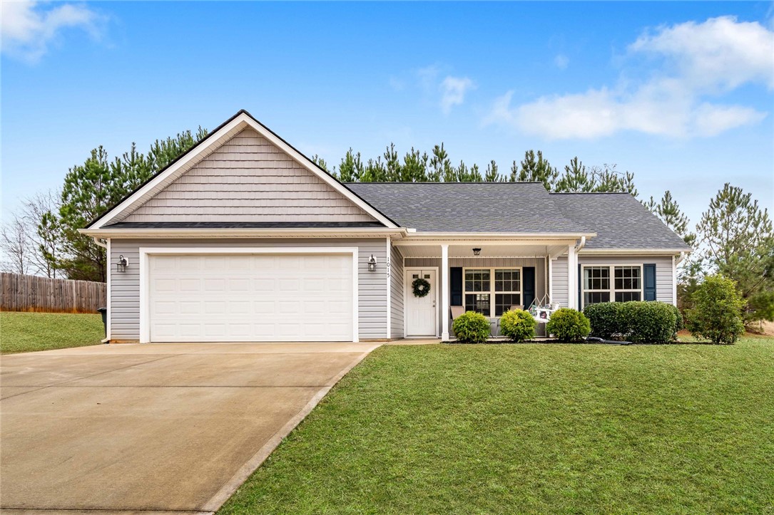 1015 St Charles Way Anderson, SC 29621 - Photo 1 of 27 Gallery Image 1