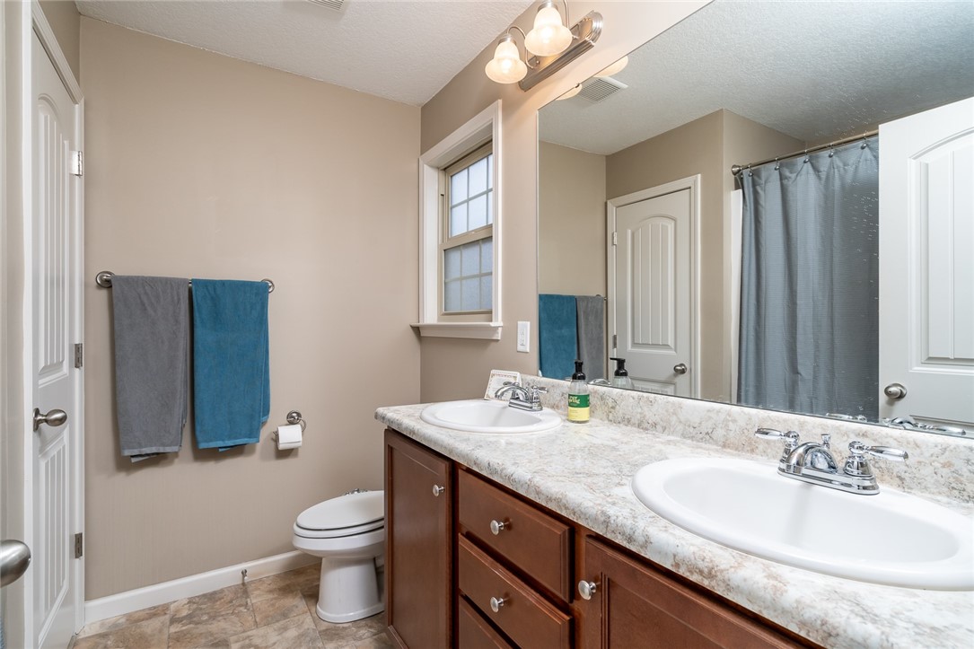 1015 St Charles Way Anderson, SC 29621 - Photo 18 of 27 Gallery Image 18