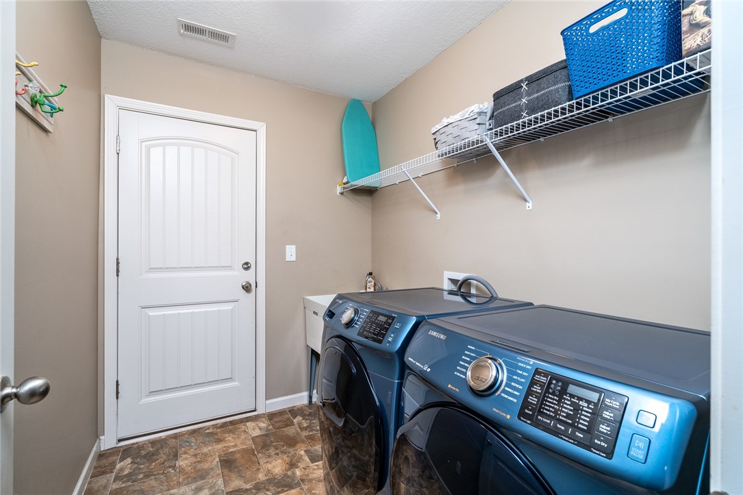1015 St Charles Way Anderson, SC 29621 - Photo 23 of 27 Gallery Image 23