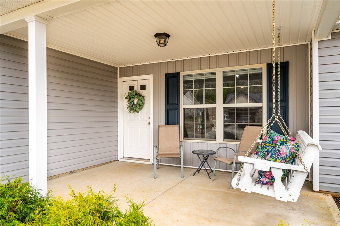 1015 St Charles Way Anderson, SC 29621 - Photo 3 of 27 Gallery Image 3