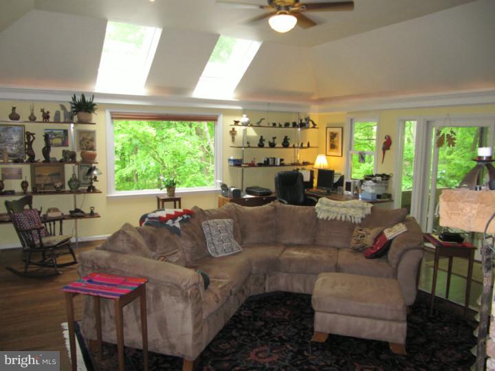 284 South Roberts Road Bryn Mawr, PA 19010 - Photo 9 of 25 Family Room