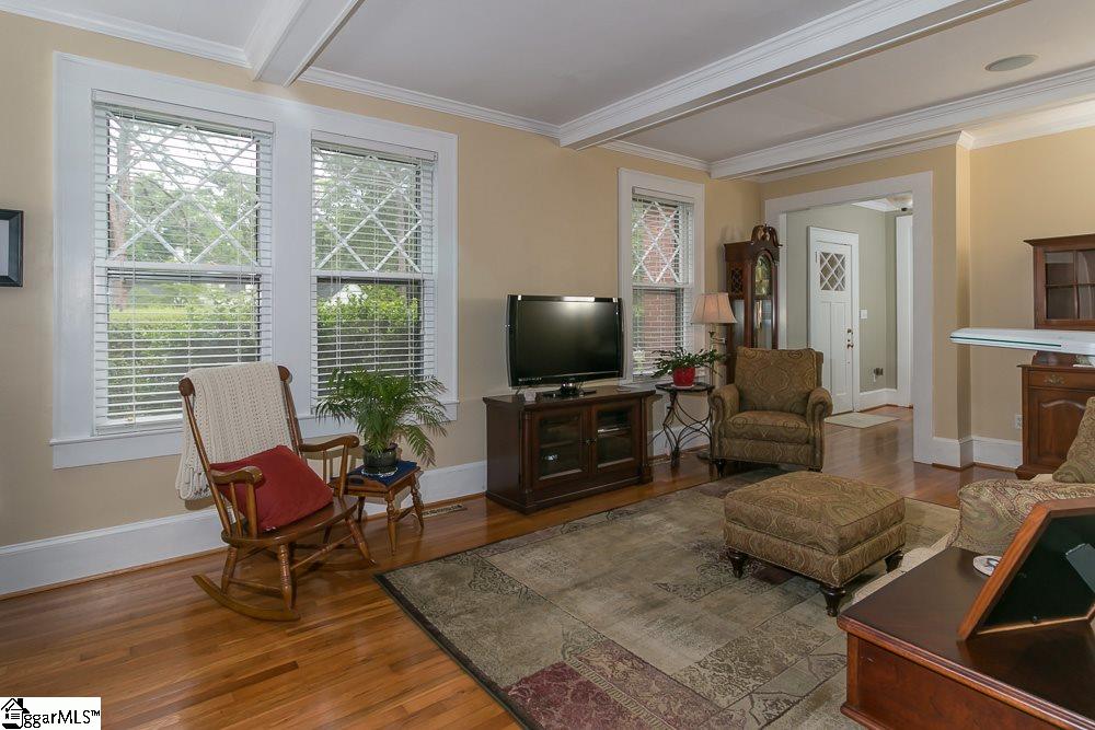 305 West Maple Street Clinton, SC 29325 - Photo 4 of 19