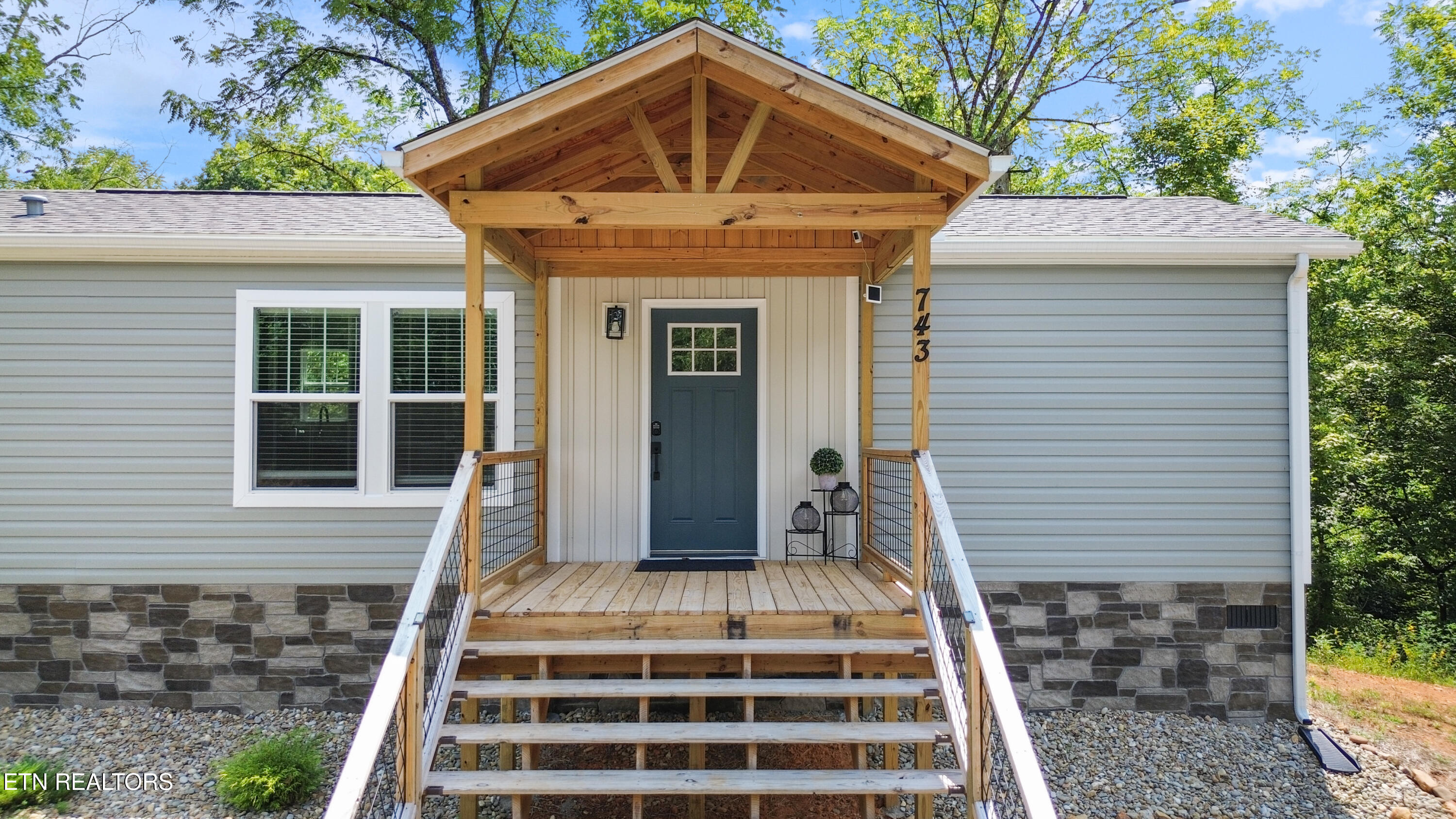 743 Pollard Road Kodak, TN 37764 - Photo 13 of 14 dji_fly_20240810_131918_238_172331360586