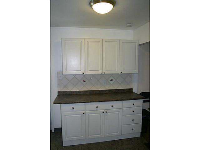 376 Danhurst Road Columbus, OH 43228 - Photo 10 of 24 Gallery Image 10