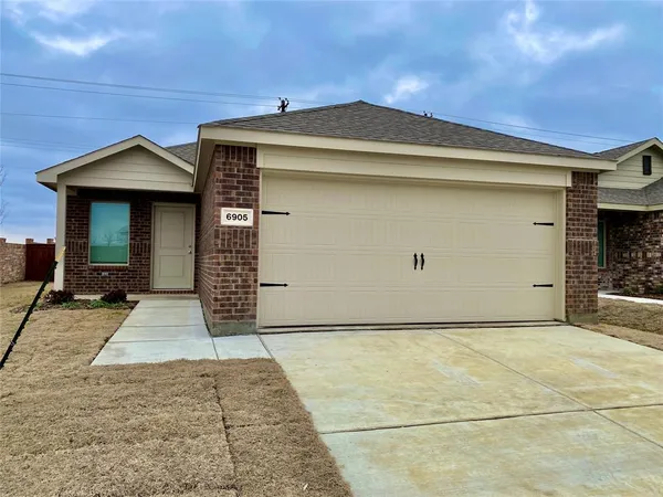 $1,895 | 6905 Adderly Road, Pilot Point, TX 76258