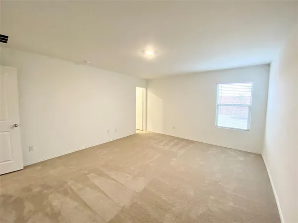 $1,895 | 6905 Adderly Road, Pilot Point, TX 76258