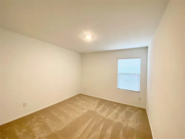 $1,895 | 6905 Adderly Road, Pilot Point, TX 76258