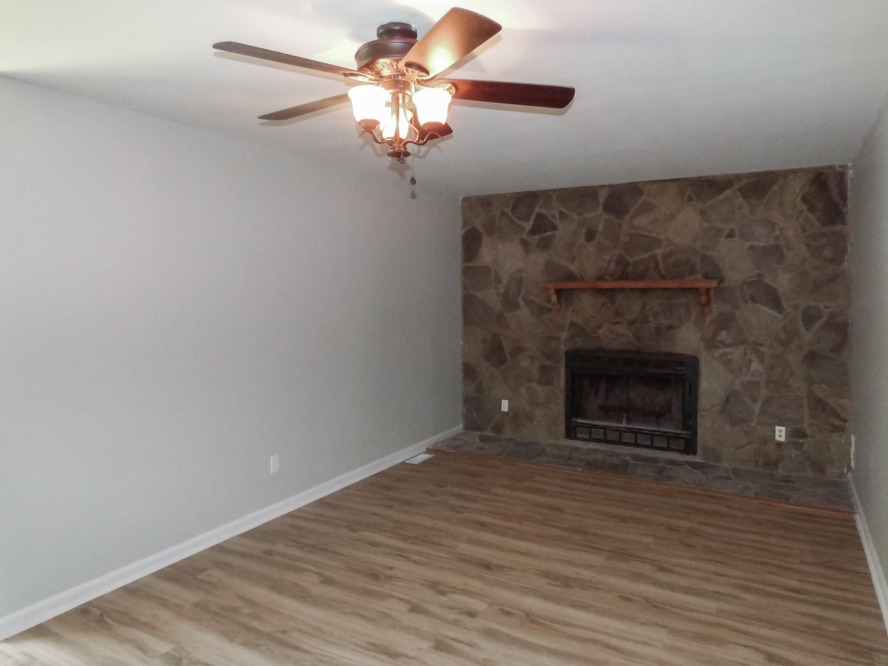 309 Oneil Road Trion, GA 30753 - Photo 6 of 31 P1020487