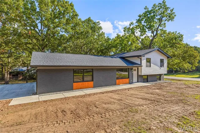 $329,900 | 277 Rue Terre Bonne, Bonne Terre, MO 63628