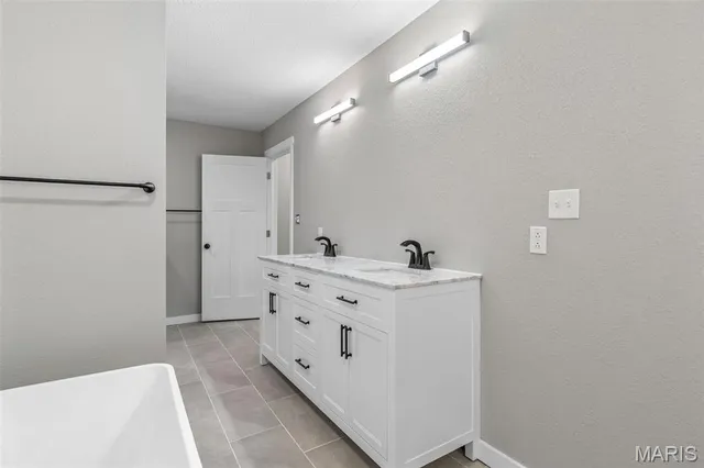 $329,900 | 277 Rue Terre Bonne, Bonne Terre, MO 63628