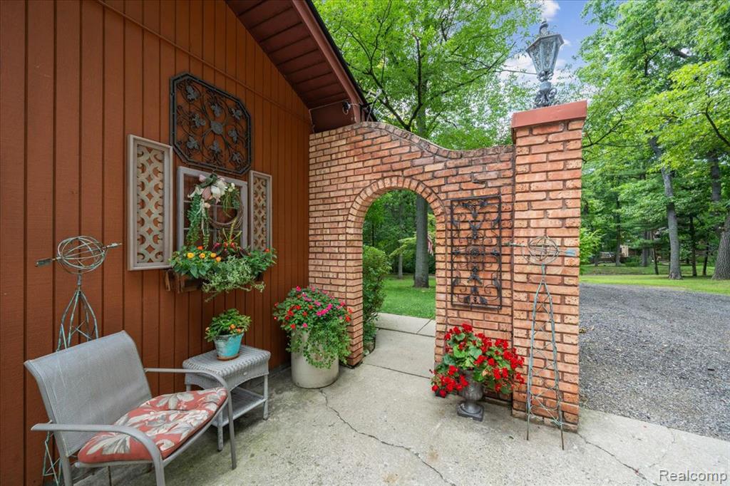 1600 Moffat Road Leonard, MI 48367 - Photo 46 of 65 Gallery Image 46
