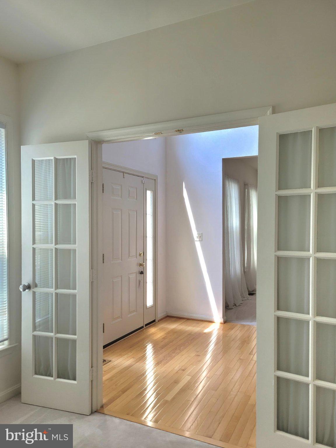 1202 Strausberg Street Accokeek, MD 20607 - Photo 39 of 43 Bright entryway with inviting light.