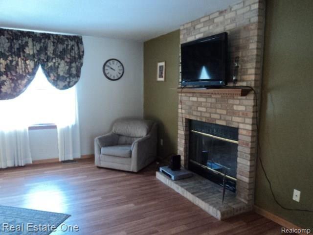 9435 Mabley Hill Road Fenton, MI 48430 - Photo 9 of 32