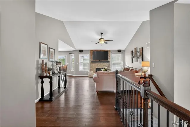 $510,000 | 1613 Ontario Drive, Waterloo, IL 62298