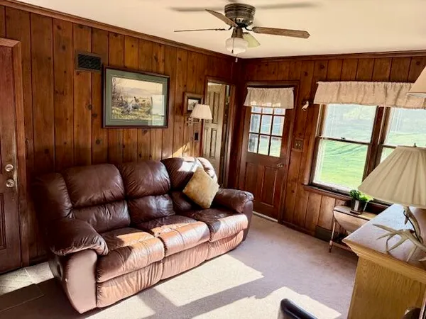 $409,000 | 4480 North 150th Street, Brookfield, WI 53005