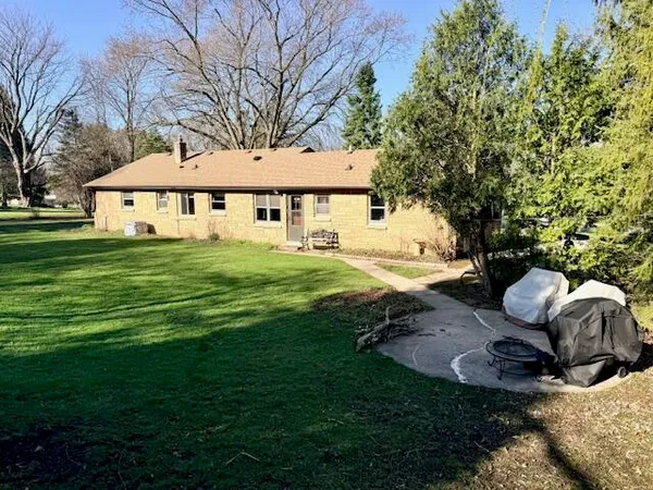 $409,000 | 4480 North 150th Street, Brookfield, WI 53005
