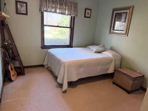 $409,000 | 4480 North 150th Street, Brookfield, WI 53005