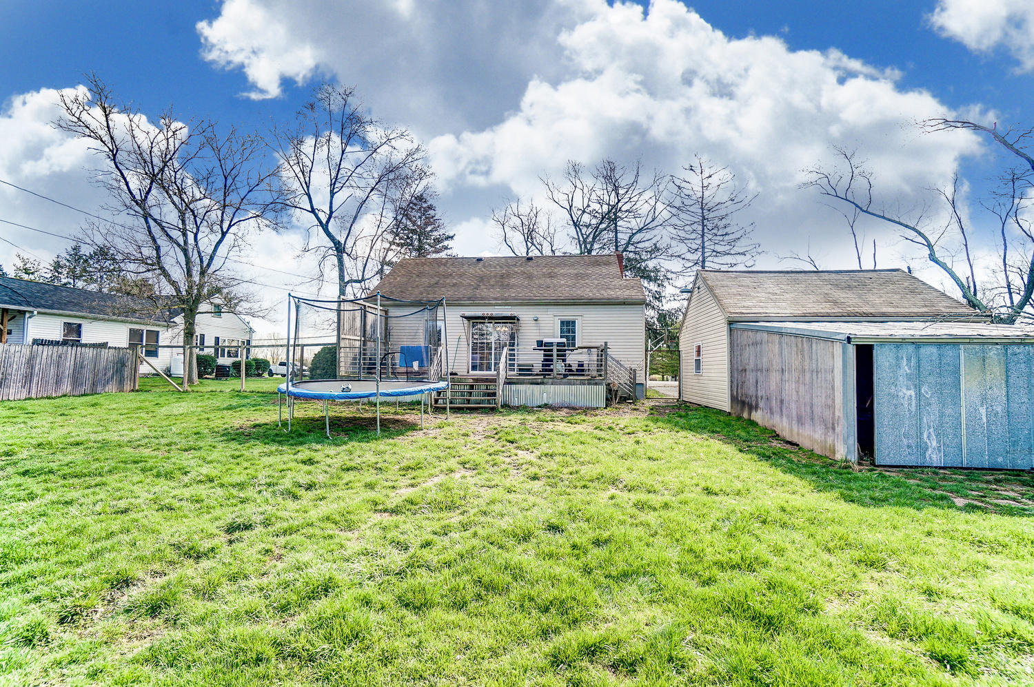 4329 Springfield Xenia Road Springfield, OH 45502 - Photo 27 of 33