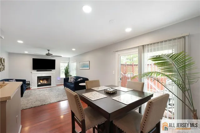 $4,000 | 160 Buttonwood Drive, Piscataway, NJ 08854