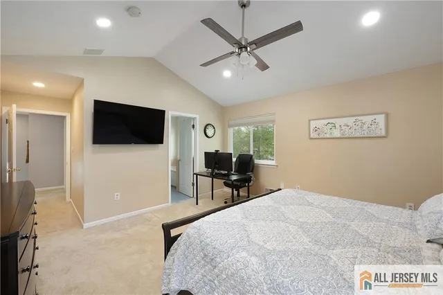 $4,000 | 160 Buttonwood Drive, Piscataway, NJ 08854