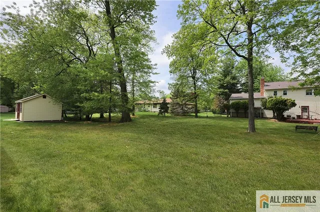 $4,000 | 160 Buttonwood Drive, Piscataway, NJ 08854