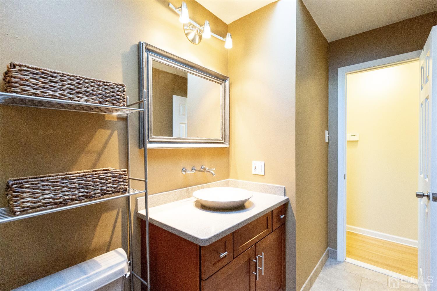 2 Winslow Road Edison, NJ 08837 - Photo 23 of 67 Gallery Image 23