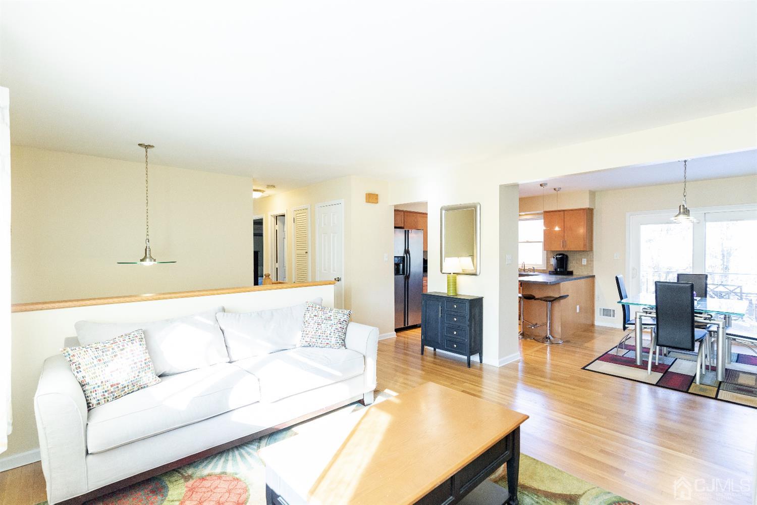 2 Winslow Road Edison, NJ 08837 - Photo 7 of 67 Gallery Image 7