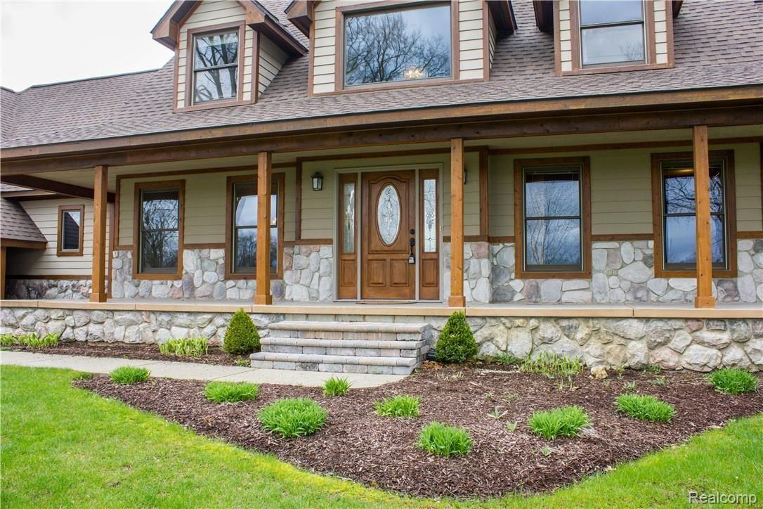 7085 McGuire Road Fenton, MI 48430 - Photo 8 of 68 IMG_2159.jpg