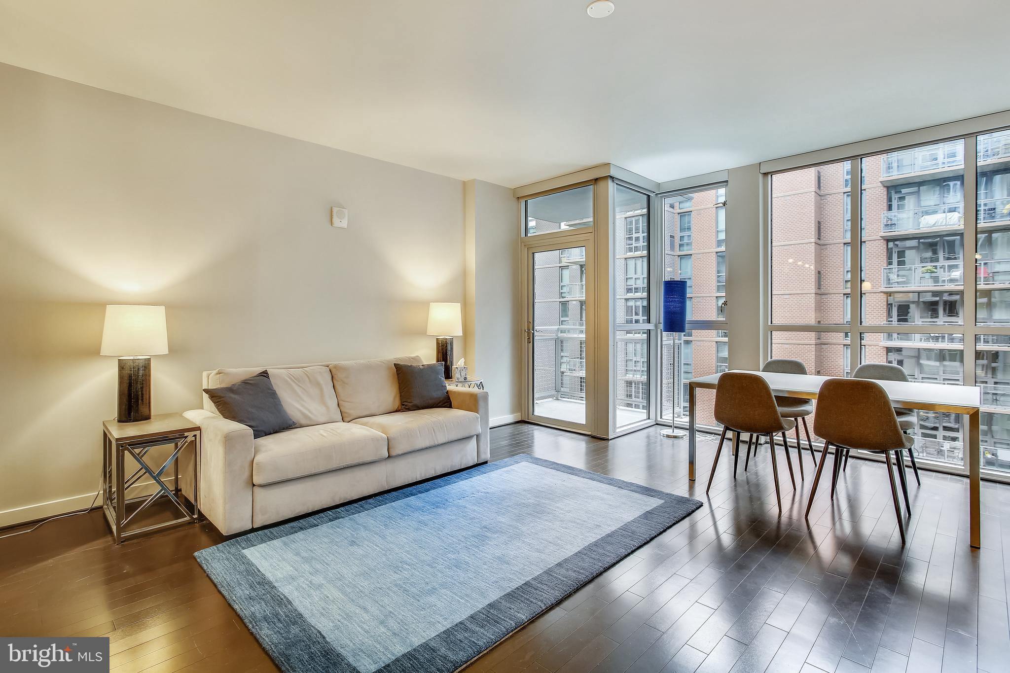 1025 First Street Southeast, Unit 901 Washington, DC 20003 - Photo 18 of 99 Living Room w/roll away blinds