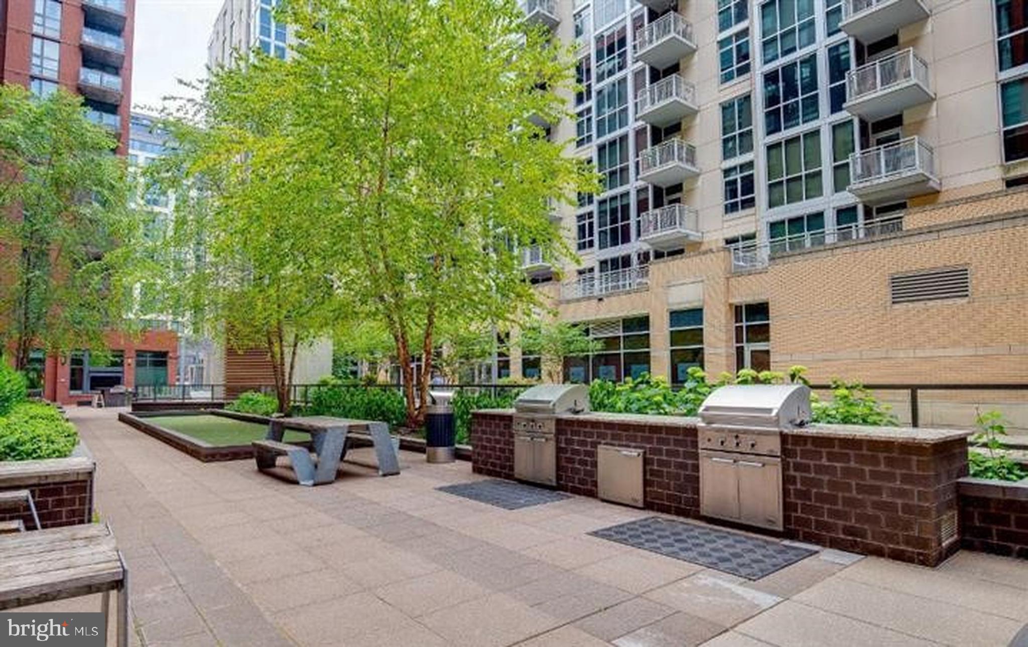 1025 First Street Southeast, Unit 901 Washington, DC 20003 - Photo 36 of 99 Courtyard Grill Area