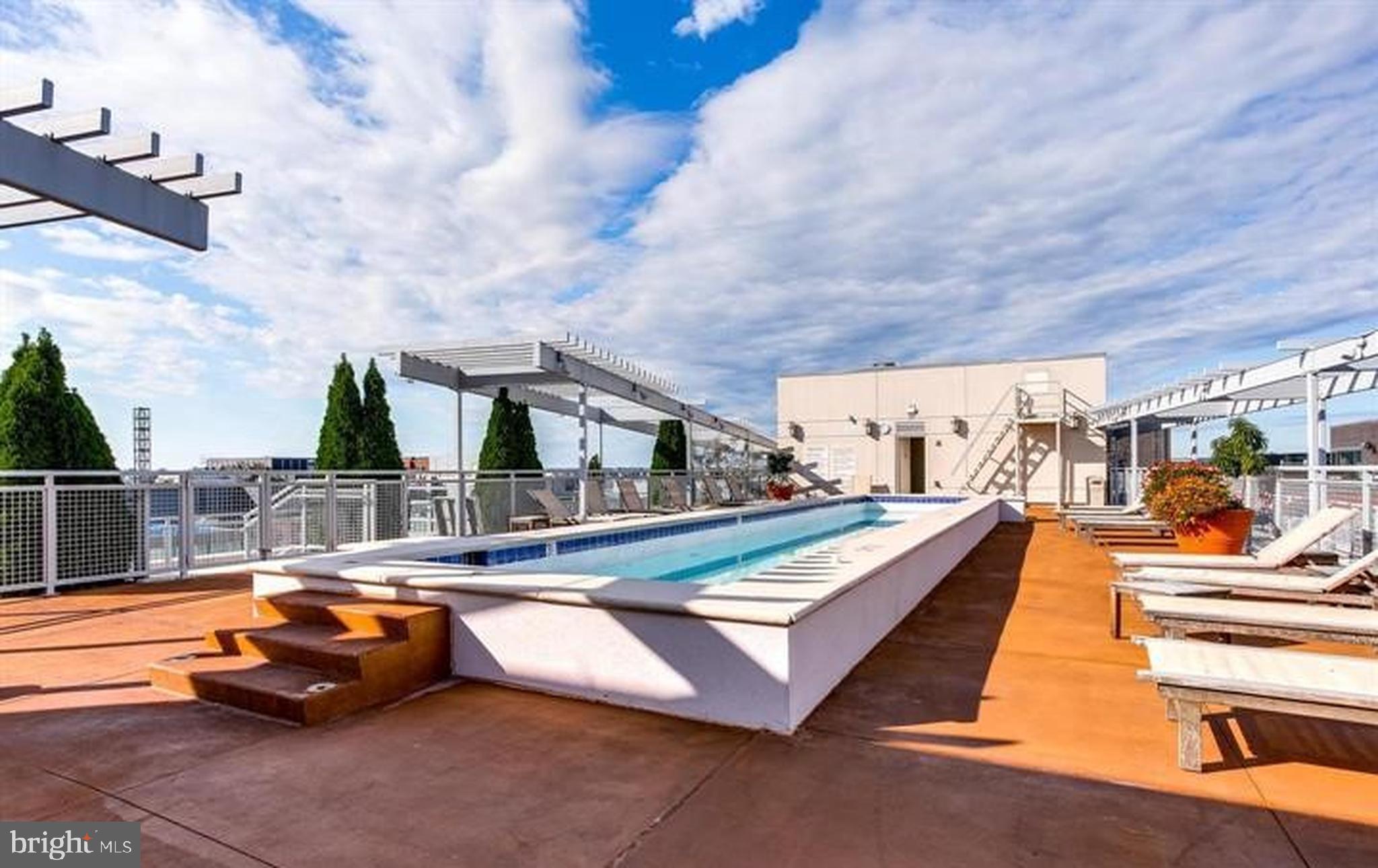 1025 First Street Southeast, Unit 901 Washington, DC 20003 - Photo 48 of 99 Roof w/ Pool & lounging