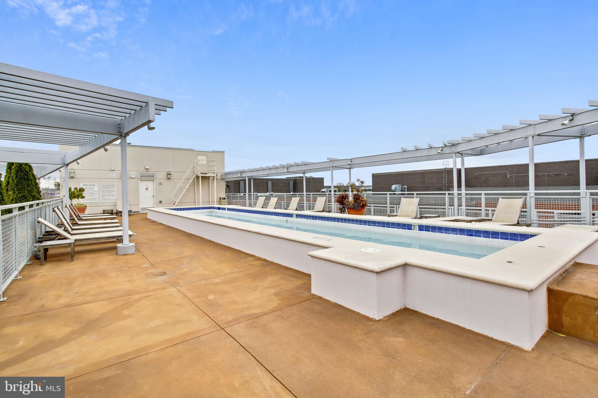 1025 First Street Southeast, Unit 901 Washington, DC 20003 - Photo 50 of 99 Roof w/ Pool & lounging