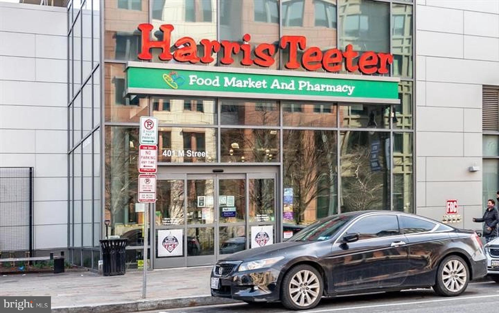 1025 First Street Southeast, Unit 901 Washington, DC 20003 - Photo 62 of 99 Harris Teeter