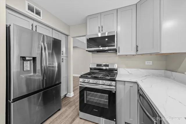 $479,000 | 1700 Wildwood Lane, Hanover Park, IL 60133