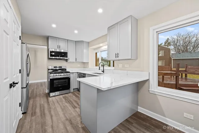 $479,000 | 1700 Wildwood Lane, Hanover Park, IL 60133