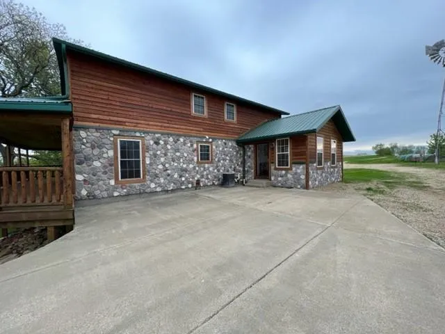 $617,500 | S6966 Johnson Avenue, Viroqua, WI 54665