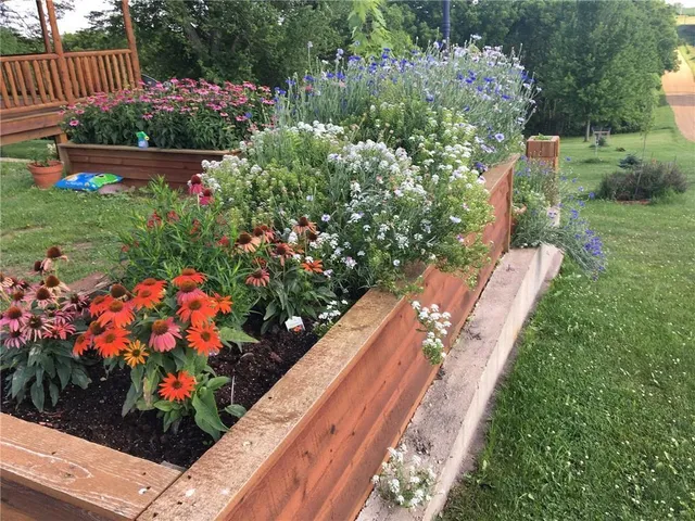 $617,500 | S6966 Johnson Avenue, Viroqua, WI 54665